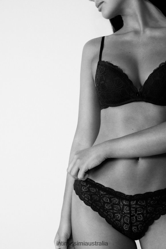 Intimissimi Women 019-Black Underwear 0RJT481103 80s-Style Lace Brazilian Briefs