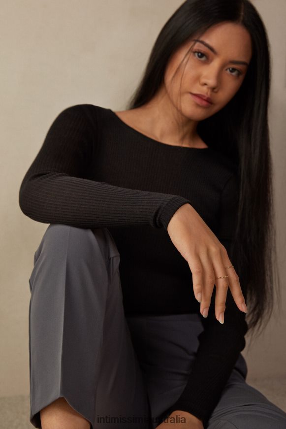 Intimissimi Women 019-Black Apparel 0RJT481345 Wool and Silk Long-Sleeved Crew-Neck Max Top